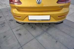 Tylna dokładka Volkswagen Arteon (czarny mat)