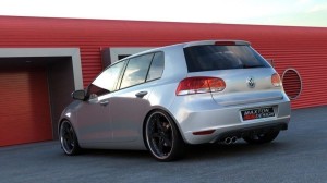 Dyfuzor tylny Volkswagen Golf MK6 (z 1 otworem na wydech) (czarny mat)