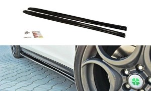 Dokładki progow Alfa Romeo Giulietta (czarny mat)