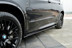 Dokładki progow BMW X5 F15 M50d (czarny połysk)