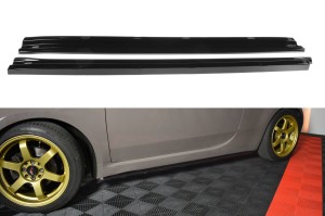 Dokładki progow Fiat 500 Hatchback Przedlift (czarny mat)