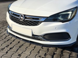 Przedni splitter V1 Opel Astra K OPC-Line (czarny połysk)