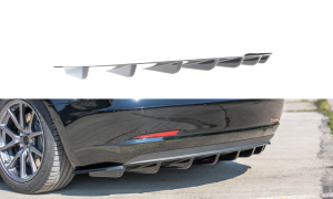 Tylna dokładka Tesla Model 3 (czarny połysk)