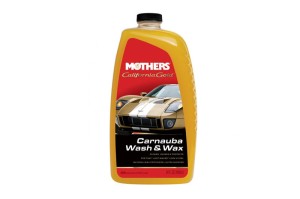 Szampon samochodowy z woskiem carnauba Mothers Carnauba Wash&Wax 1892 ml