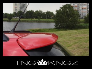 Spojler/daszek tylnej klapy AUDI A4 B5 AVANT
