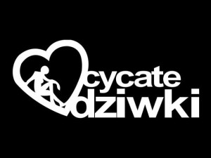 Naklejka "Kocham cycate dzi*ki" 15 cm (biała)